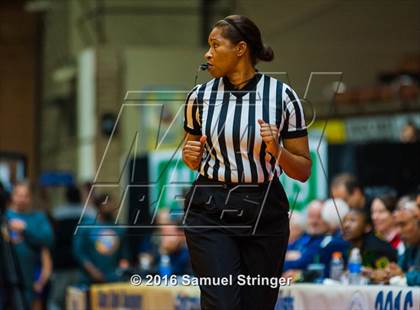 Thumbnail 3 in Madera vs. Mission Oak (CIF CS D3 Final) photogallery.