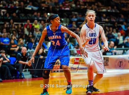 Thumbnail 3 in Madera vs. Mission Oak (CIF CS D3 Final) photogallery.