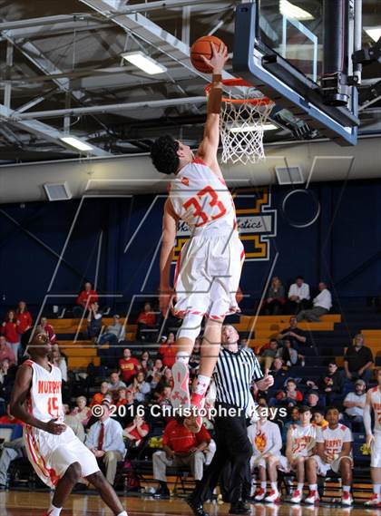 Thumbnail 3 in Murphysboro vs Harrisburg (IHSA 3A Regional Semifinal) photogallery.