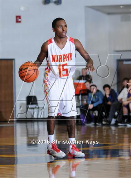 Thumbnail 3 in Murphysboro vs Harrisburg (IHSA 3A Regional Semifinal) photogallery.