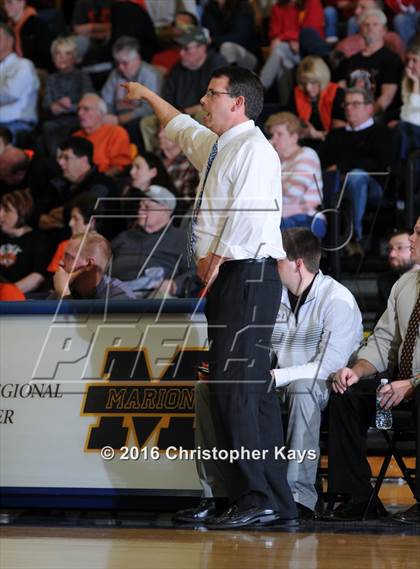 Thumbnail 1 in Murphysboro vs Harrisburg (IHSA 3A Regional Semifinal) photogallery.