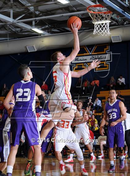 Thumbnail 2 in Murphysboro vs Harrisburg (IHSA 3A Regional Semifinal) photogallery.
