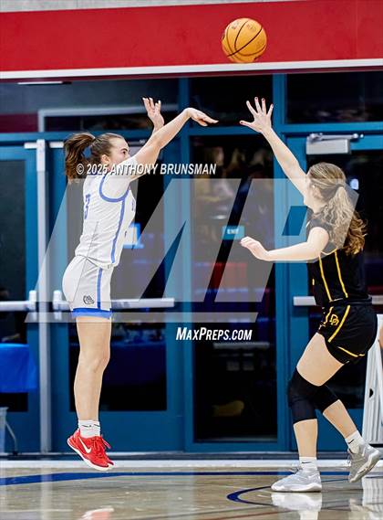 Thumbnail 3 in Del Oro @ Folsom photogallery.