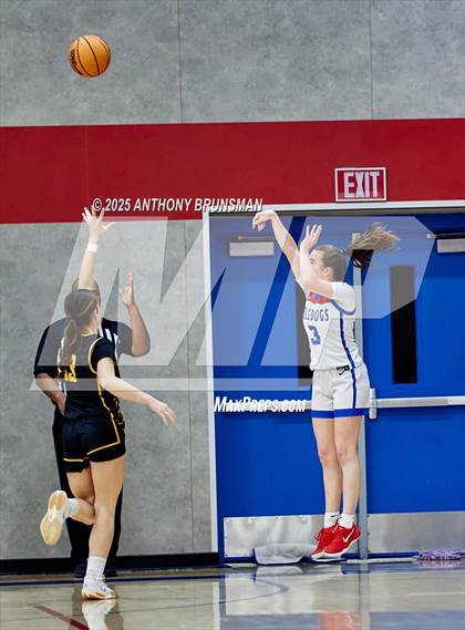 Thumbnail 1 in Del Oro @ Folsom photogallery.