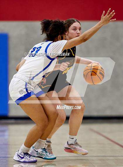 Thumbnail 1 in Del Oro @ Folsom photogallery.