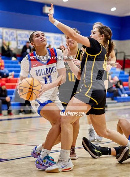Thumbnail 1 in Del Oro @ Folsom photogallery.