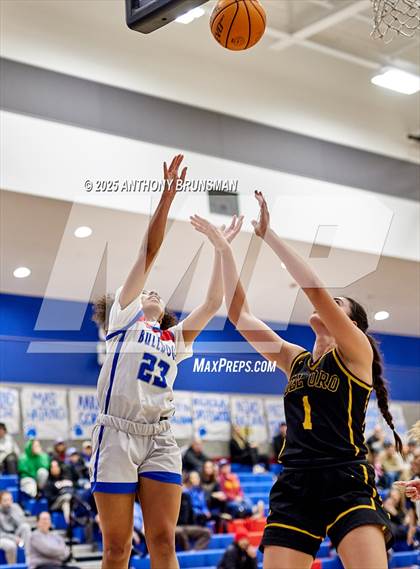 Thumbnail 3 in Del Oro @ Folsom photogallery.