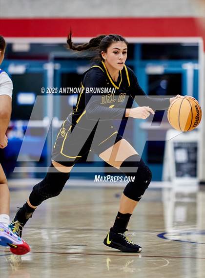 Thumbnail 1 in Del Oro @ Folsom photogallery.