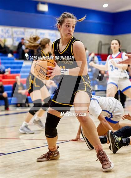 Thumbnail 1 in Del Oro @ Folsom photogallery.
