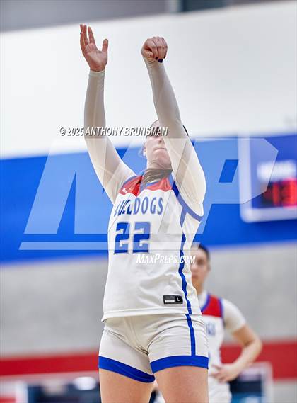 Thumbnail 1 in Del Oro @ Folsom photogallery.