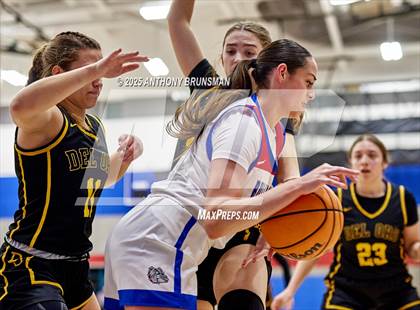 Thumbnail 1 in Del Oro @ Folsom photogallery.