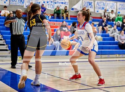 Thumbnail 1 in Del Oro @ Folsom photogallery.