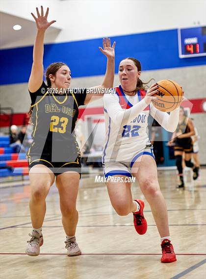 Thumbnail 2 in Del Oro @ Folsom photogallery.