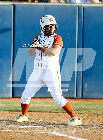 Thumbnail 1 in Clovis vs. Central (CIF CS D1 Final) photogallery.