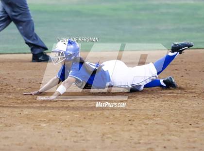 Thumbnail 2 in Clovis vs. Central (CIF CS D1 Final) photogallery.