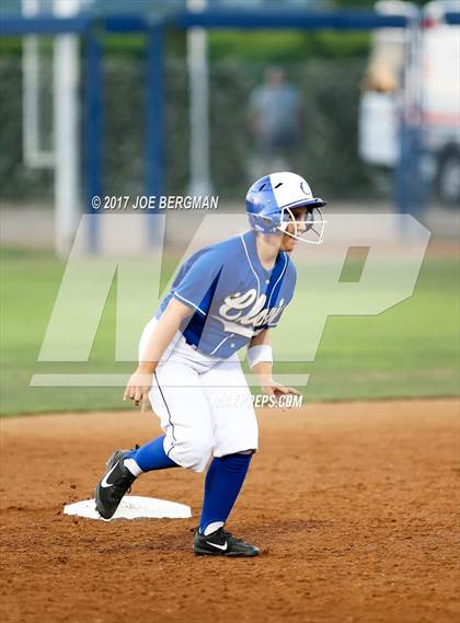 Thumbnail 3 in Clovis vs. Central (CIF CS D1 Final) photogallery.