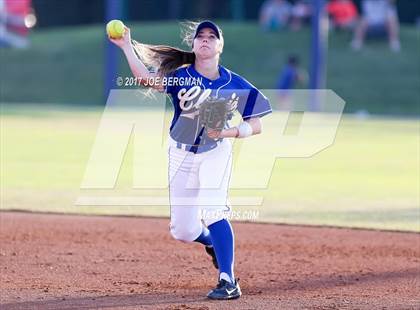 Thumbnail 3 in Clovis vs. Central (CIF CS D1 Final) photogallery.