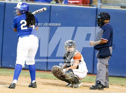 Thumbnail 1 in Clovis vs. Central (CIF CS D1 Final) photogallery.