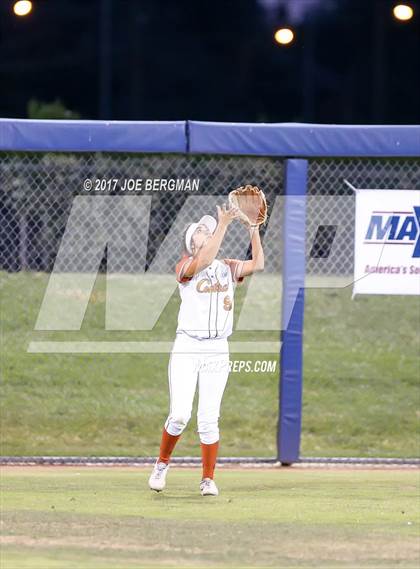 Thumbnail 1 in Clovis vs. Central (CIF CS D1 Final) photogallery.