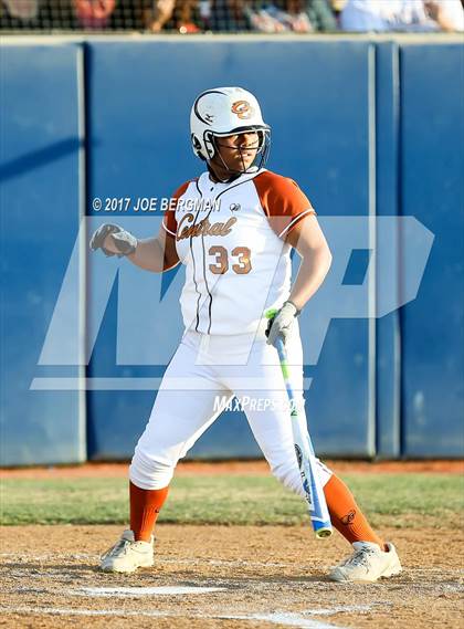 Thumbnail 3 in Clovis vs. Central (CIF CS D1 Final) photogallery.