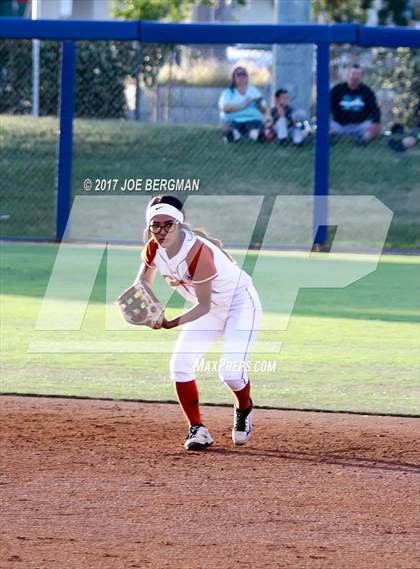 Thumbnail 1 in Clovis vs. Central (CIF CS D1 Final) photogallery.