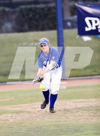 Thumbnail 3 in Clovis vs. Central (CIF CS D1 Final) photogallery.