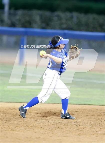 Thumbnail 2 in Clovis vs. Central (CIF CS D1 Final) photogallery.
