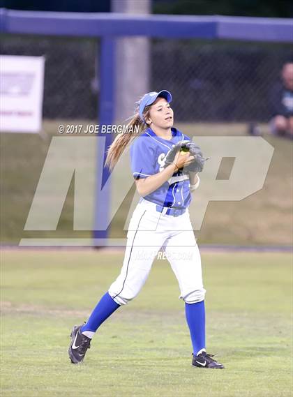Thumbnail 1 in Clovis vs. Central (CIF CS D1 Final) photogallery.