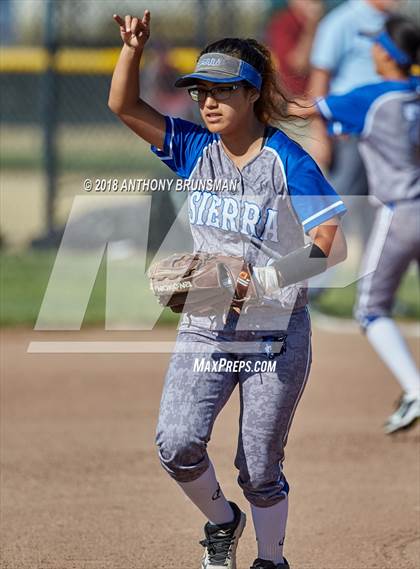 Thumbnail 2 in Sierra vs. Calaveras (CIF SJS D4 Final) photogallery.