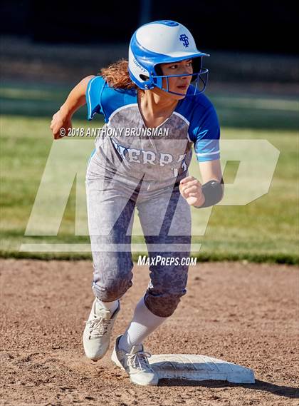 Thumbnail 2 in Sierra vs. Calaveras (CIF SJS D4 Final) photogallery.