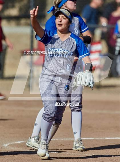 Thumbnail 1 in Sierra vs. Calaveras (CIF SJS D4 Final) photogallery.