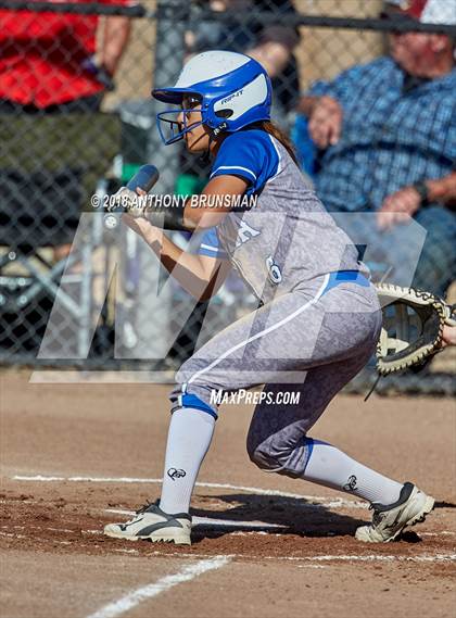 Thumbnail 2 in Sierra vs. Calaveras (CIF SJS D4 Final) photogallery.