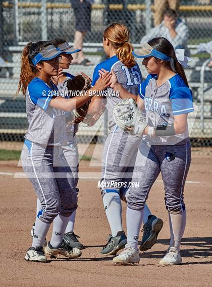 Thumbnail 1 in Sierra vs. Calaveras (CIF SJS D4 Final) photogallery.