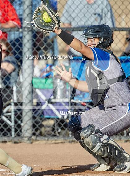Thumbnail 1 in Sierra vs. Calaveras (CIF SJS D4 Final) photogallery.