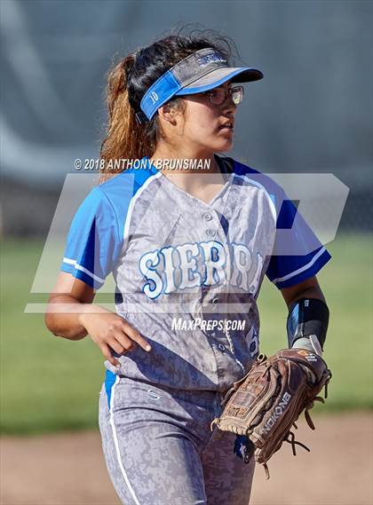 Thumbnail 2 in Sierra vs. Calaveras (CIF SJS D4 Final) photogallery.