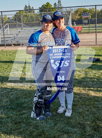Thumbnail 2 in Sierra vs. Calaveras (CIF SJS D4 Final) photogallery.