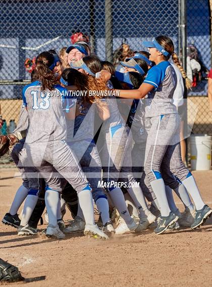 Thumbnail 2 in Sierra vs. Calaveras (CIF SJS D4 Final) photogallery.