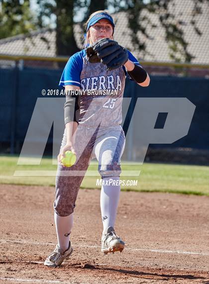 Thumbnail 1 in Sierra vs. Calaveras (CIF SJS D4 Final) photogallery.