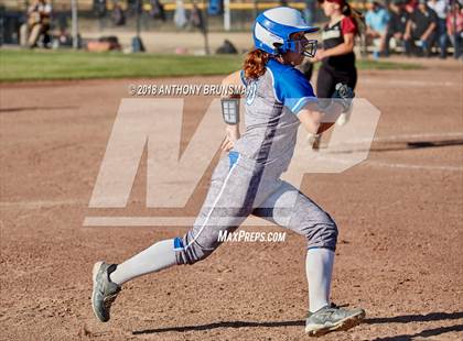 Thumbnail 2 in Sierra vs. Calaveras (CIF SJS D4 Final) photogallery.