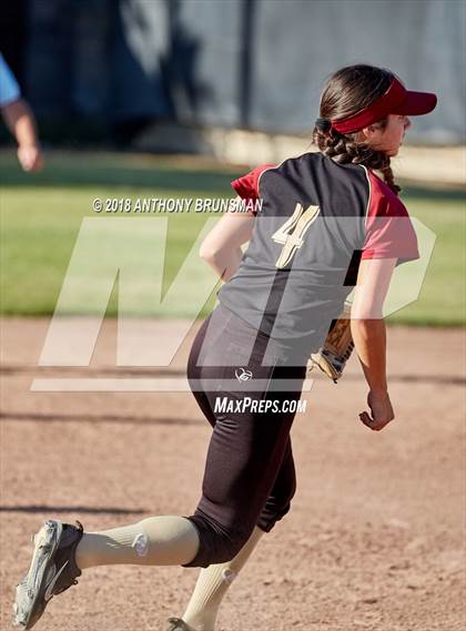 Thumbnail 3 in Sierra vs. Calaveras (CIF SJS D4 Final) photogallery.