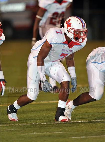 Thumbnail 2 in Skyline @ Lake Highlands photogallery.