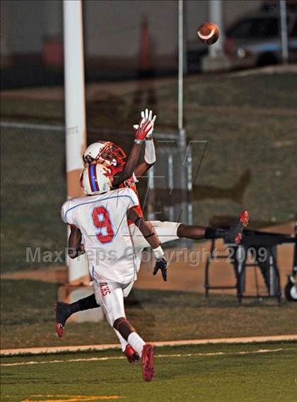 Thumbnail 3 in Skyline @ Lake Highlands photogallery.