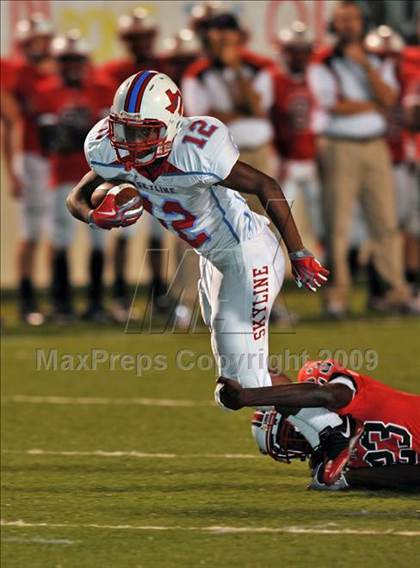 Thumbnail 1 in Skyline @ Lake Highlands photogallery.