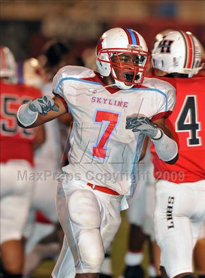 Thumbnail 1 in Skyline @ Lake Highlands photogallery.