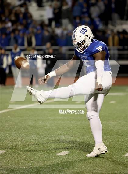 Thumbnail 3 in Acalanes vs. Campolindo (CIF NCS D3 Final) photogallery.