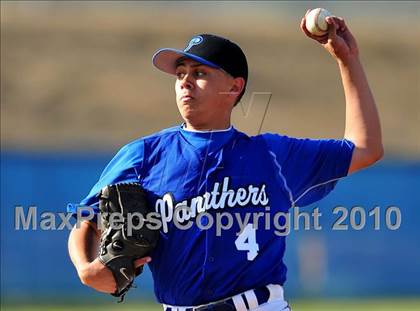 Thumbnail 2 in Charter Oak @ Diamond Ranch photogallery.