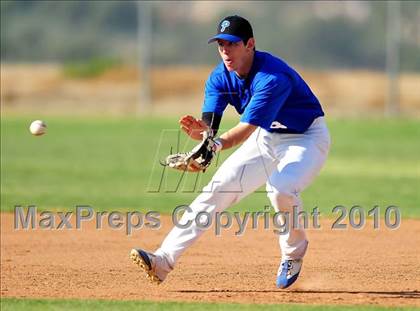 Thumbnail 3 in Charter Oak @ Diamond Ranch photogallery.