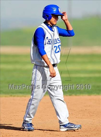 Thumbnail 3 in Charter Oak @ Diamond Ranch photogallery.