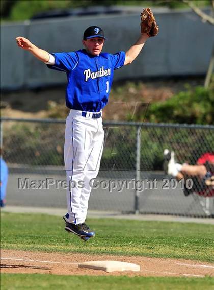 Thumbnail 3 in Charter Oak @ Diamond Ranch photogallery.