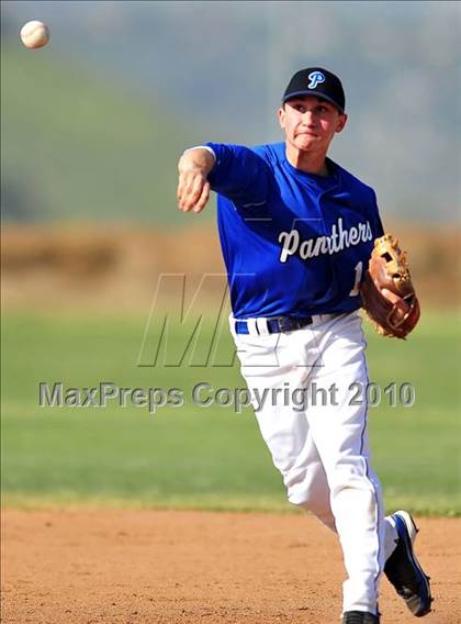Thumbnail 1 in Charter Oak @ Diamond Ranch photogallery.